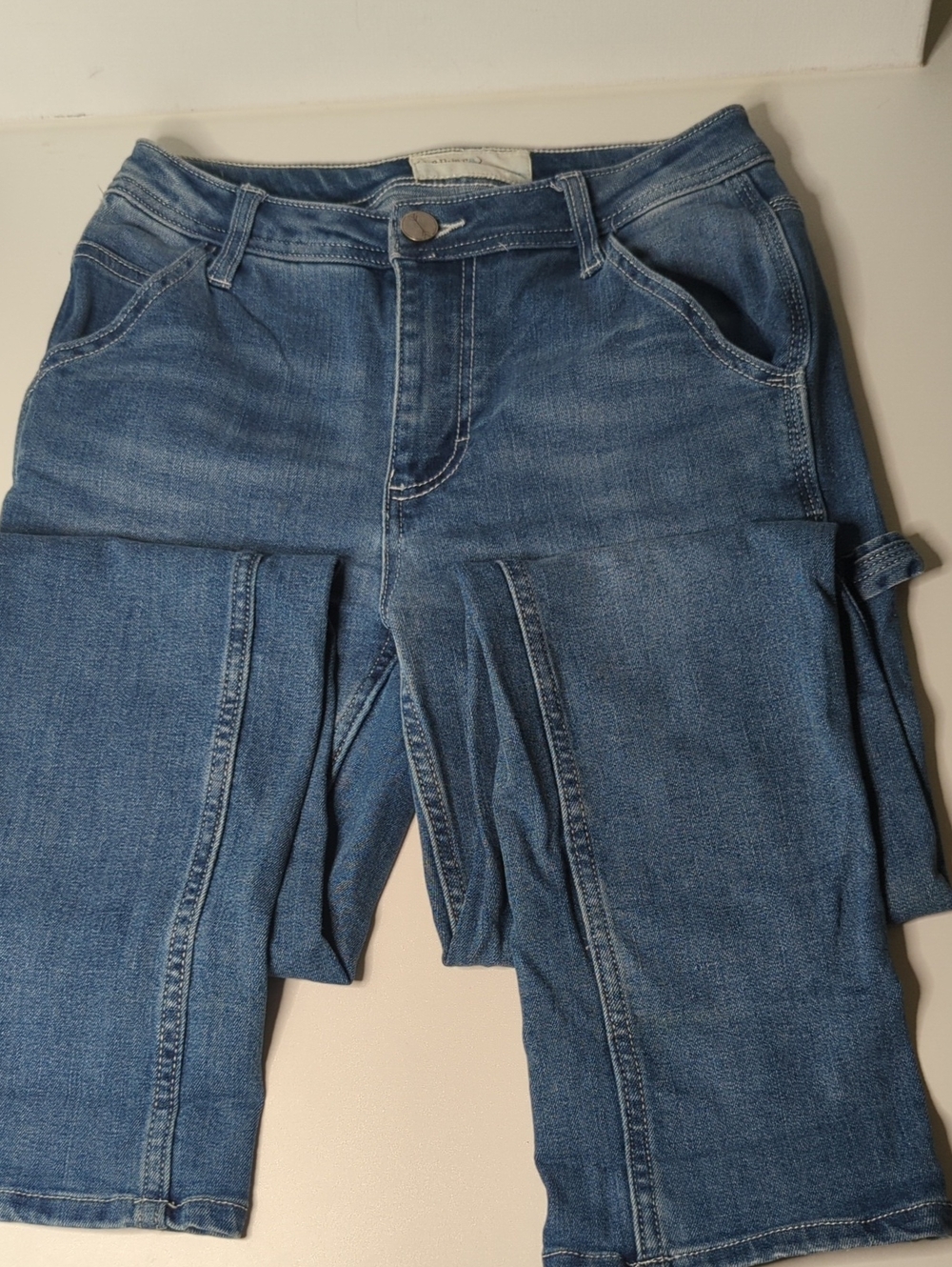 Ban Jara Light-Mid Wash Denim Jeans. Size 1